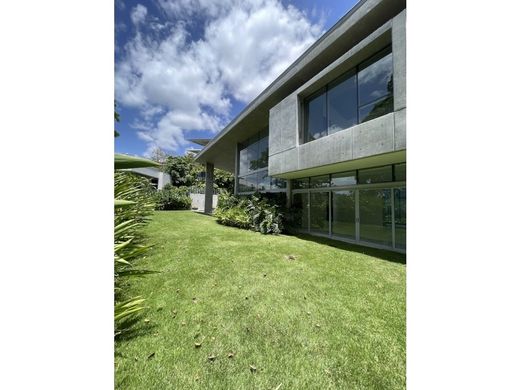 Luxury home in Nueva Caracas, Distrito Capital