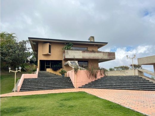 Lüks ev Karakas, Municipio Libertador