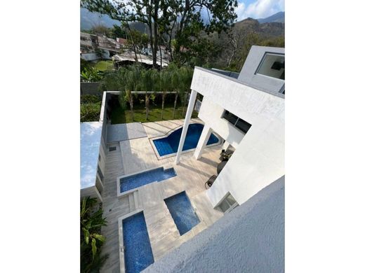 Luxury home in Maracay, Municipio Girardot