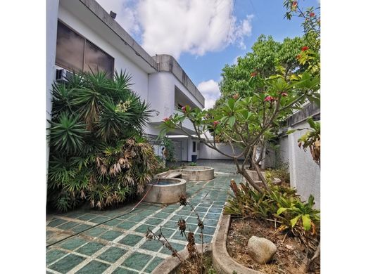 Casa de luxo - Nueva Caracas, Distrito Capital