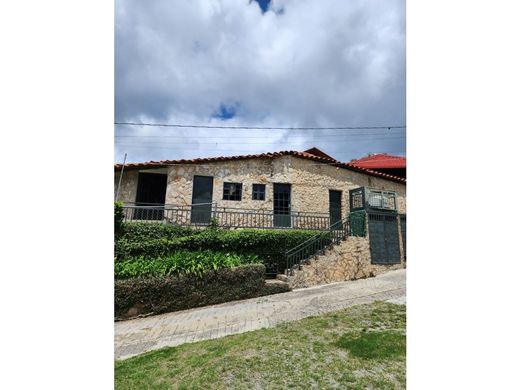 Köy evi La Victoria, Municipio José Félix Ribas