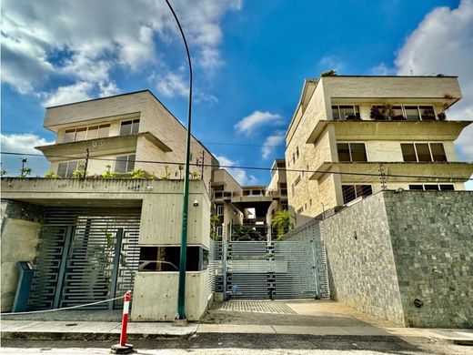 Apartment / Etagenwohnung in Nueva Caracas, Distrito Capital