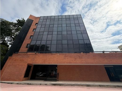 Kamienica w Nueva Caracas, Distrito Capital