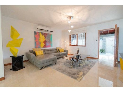 豪宅  卡拉卡斯, Municipio Libertador