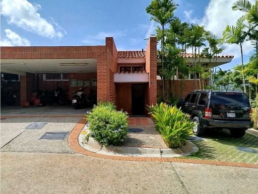 Lüks ev Karakas, Municipio Libertador