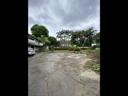 Lüks ev Karakas, Municipio Libertador