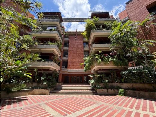 Piso / Apartamento en Nueva Caracas, Distrito Capital