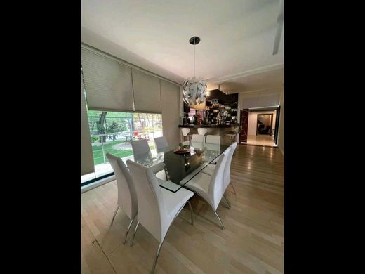 Luksusowy dom w Valencia, Municipio Valencia