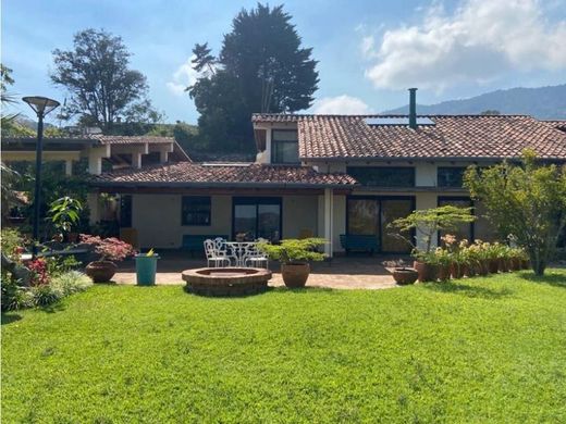 Luxury home in El Junquito, Distrito Capital