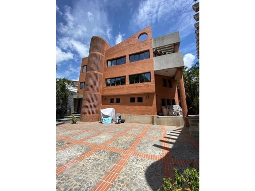 Lüks ev Karakas, Municipio Libertador