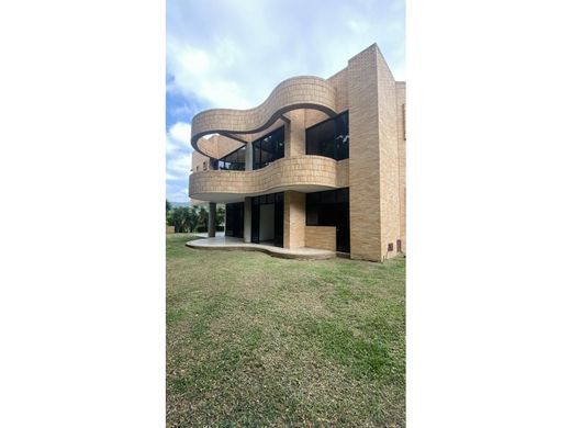 Luxury home in Nueva Caracas, Distrito Capital