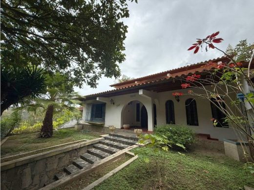Luxury home in Nueva Caracas, Distrito Capital