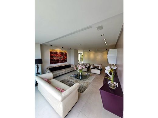 Daire Karakas, Municipio Libertador