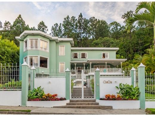 カラカス, Municipio Libertadorの高級住宅