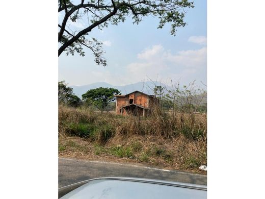 Land in Valencia, Municipio Valencia