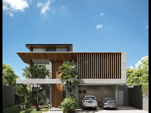 Luxury home in Nueva Caracas, Distrito Capital