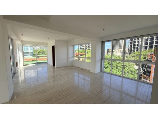 Penthouse in Nueva Caracas, Distrito Capital