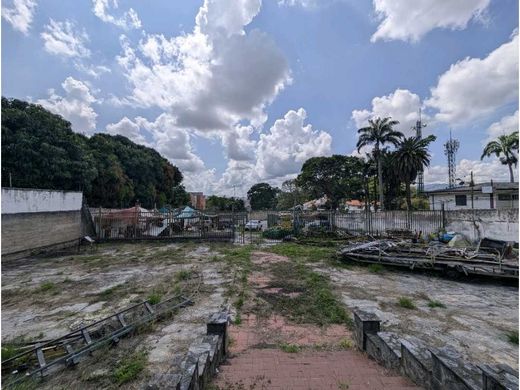 Arsa Karakas, Municipio Libertador