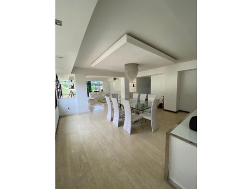 Penthouse w La Florida, Estado Miranda