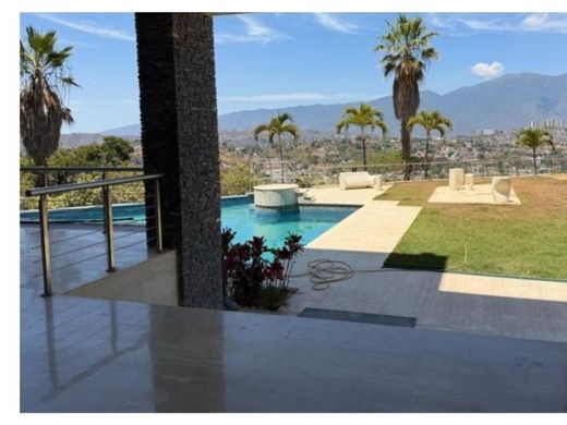 Casa de lujo en Nueva Caracas, Distrito Capital