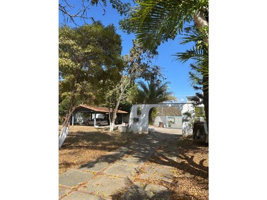 Terreno - Nueva Caracas, Distrito Capital