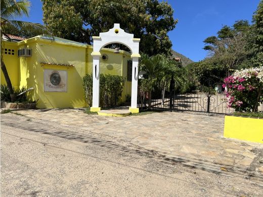 Albergo a Maracay, Municipio Girardot