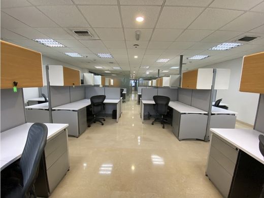 Ofis Karakas, Municipio Libertador