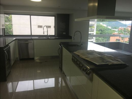 Penthouse in Nueva Caracas, Distrito Capital