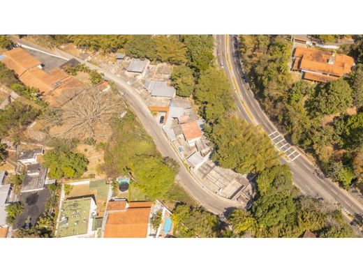 Arsa Karakas, Municipio Libertador