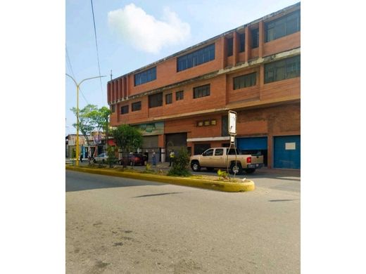 Wohnkomplexe in Puerto Cabello, Municipio Puerto Cabello