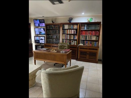 Residential complexes in Nueva Caracas, Distrito Capital