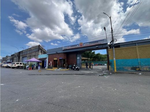Teren w Nueva Caracas, Distrito Capital