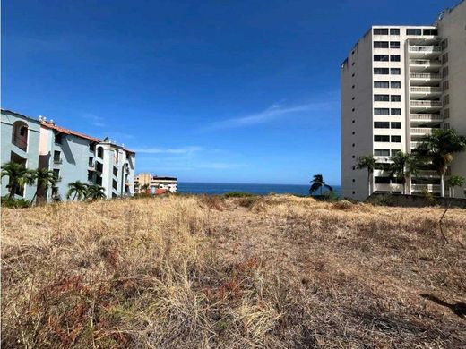 Land in Caraballeda, Estado La Guaira