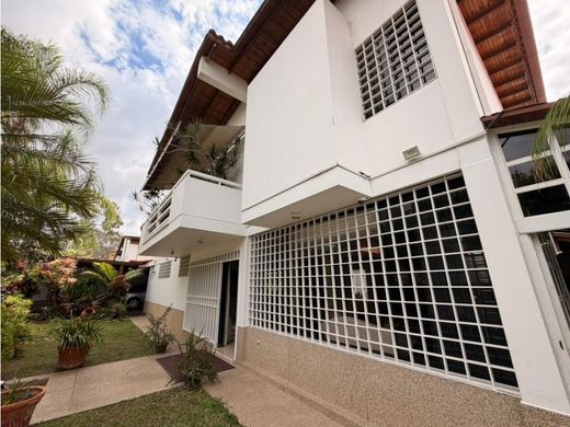 Luxury home in Nueva Caracas, Distrito Capital