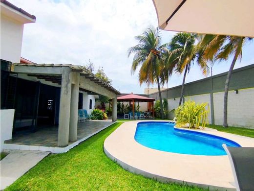 Luxury home in Puerto Cabello, Municipio Puerto Cabello