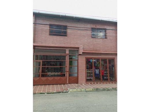 Piso / Apartamento en Maracay, Municipio Girardot