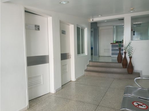 Κτίριο σε Valencia, Municipio Valencia