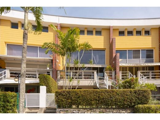 Luxury home in Nueva Caracas, Distrito Capital