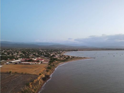 Piso / Apartamento en Coro, Estado Falcón