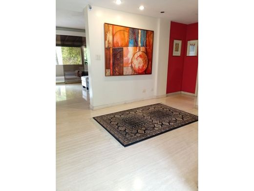 Casa de lujo en Nueva Caracas, Distrito Capital