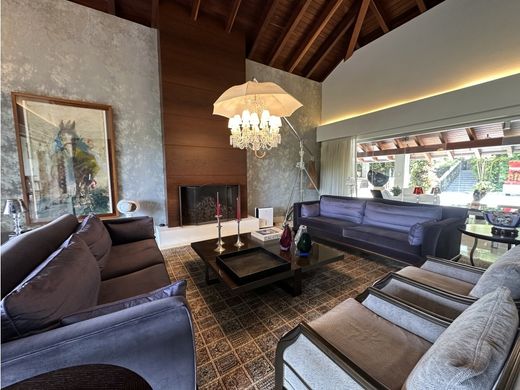 Luxury home in Nueva Caracas, Distrito Capital