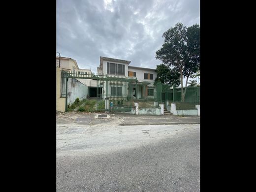 Luxus-Haus in Nueva Caracas, Distrito Capital