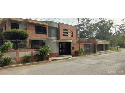 Casa di lusso a San Antonio de Los Altos, Municipio Los Salias