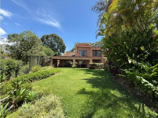 Luxury home in Nueva Caracas, Distrito Capital