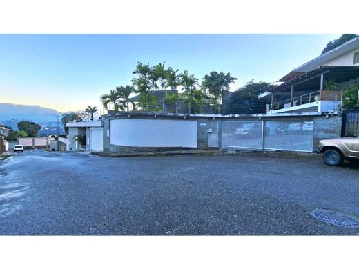 Luxury home in Nueva Caracas, Distrito Capital