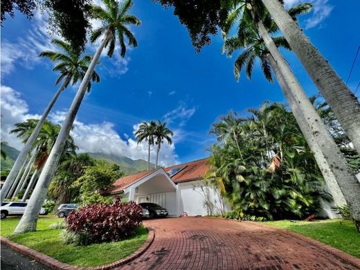 Lüks ev Karakas, Municipio Libertador