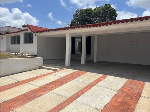 Lüks ev Karakas, Municipio Libertador