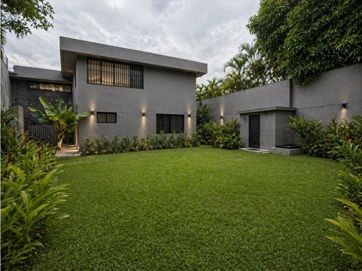 Luxus-Haus in Nueva Caracas, Distrito Capital