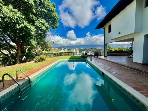 Lüks ev Karakas, Municipio Libertador