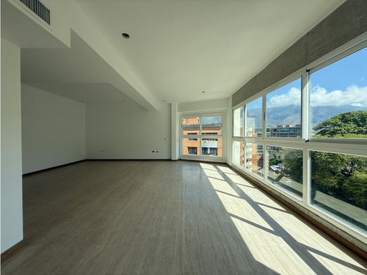 Apartment / Etagenwohnung in Nueva Caracas, Distrito Capital